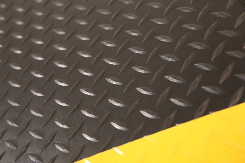 Anti - Fatigue Diamond Plate Gel Mat - AIMS Industrial Supplies