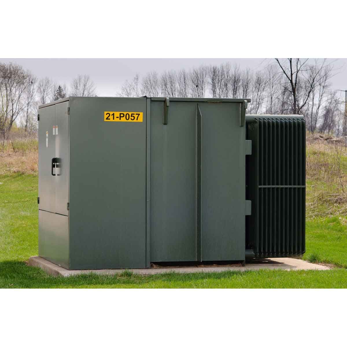 Brady All Weather Permanent Adhesive Vinyl Label Tape - 25.40 x 15.24m, Pink4