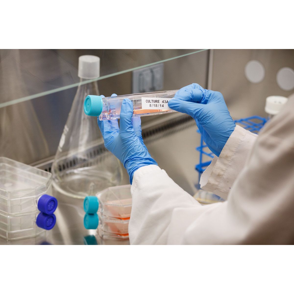 Brady Solvent Resistant Polyester Label2