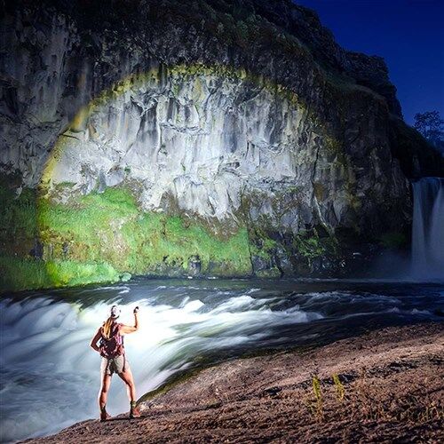 Coast XP80R Rechargeable Torch With Power iQ - 15000 Lumens2