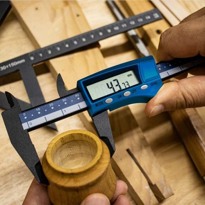 Dasqua Economy Fibreglass Digital Caliper 150mm Range - AIMS Industrial Supplies
