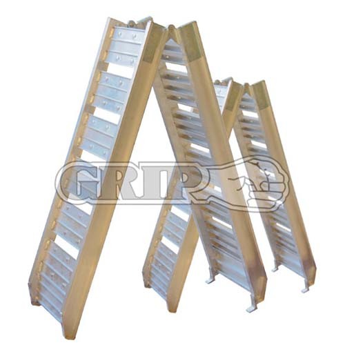 Grip® Foldable Aluminum Loading Ramp 920 × 296mm Extend 1820 x 296mm1