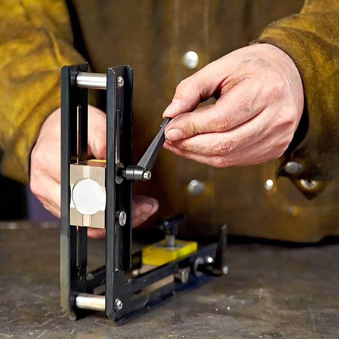 Magswitch 90° Welding Angle - AIMS Industrial Supplies