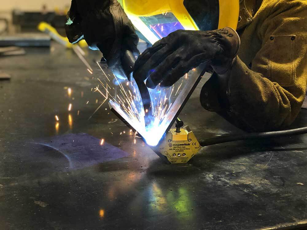 Magswitch Mini Multi Angle with 300Amp Ground Max Breakaway 150lb - 81003512