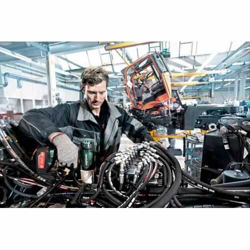 Metabo 18V 1/2" Impact Wrench 600 Nm - Tool Only2