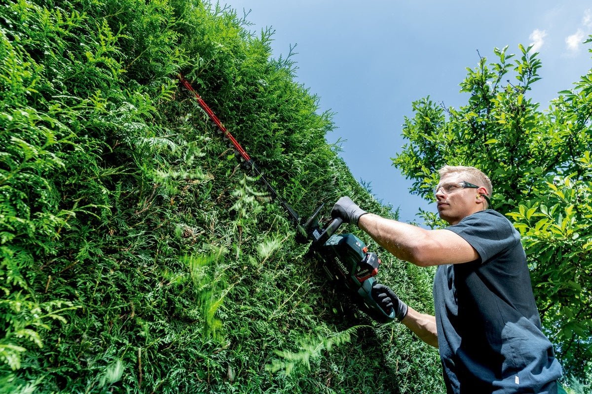 Metabo 18V Brushless Hedge Trimmer - AIMS Industrial Supplies
