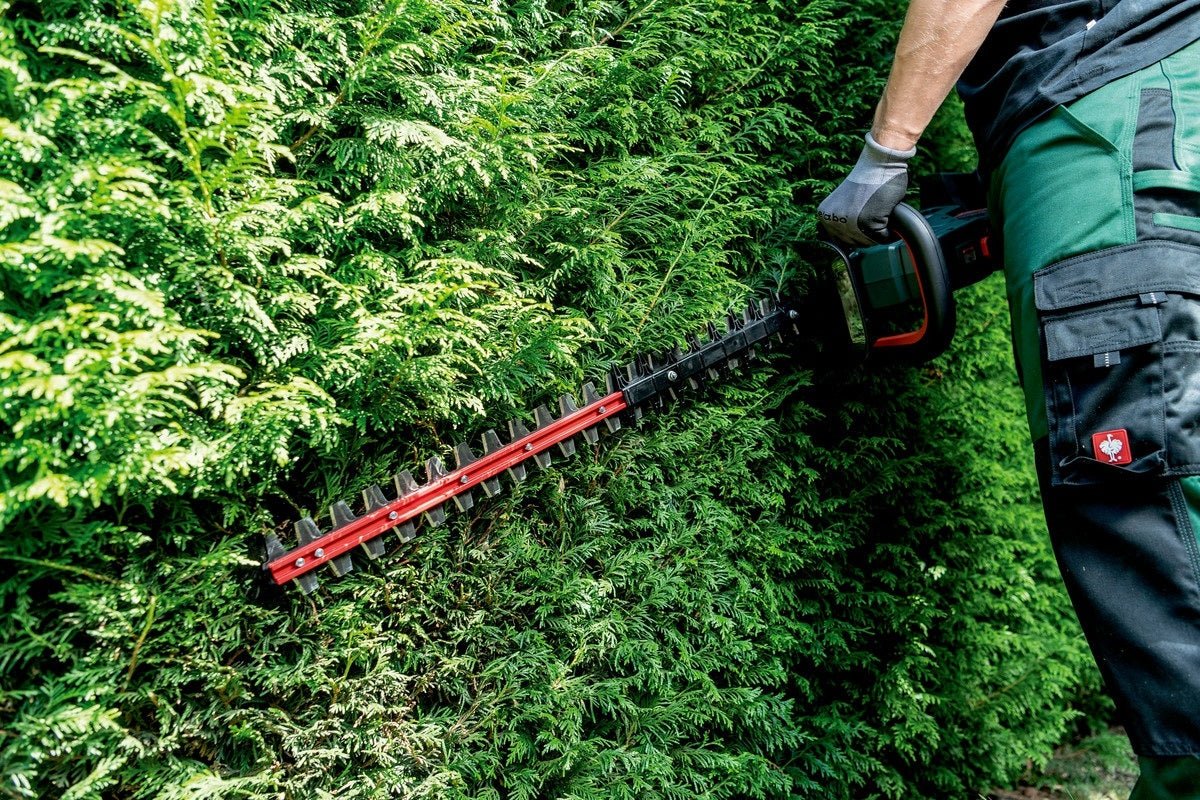 Metabo 18V Brushless Hedge Trimmer - AIMS Industrial Supplies