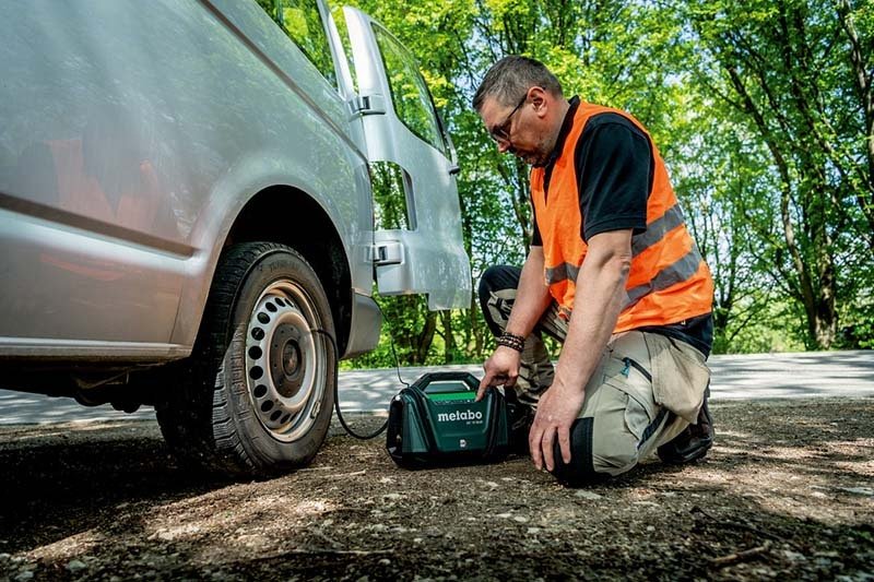 Metabo AK 18 MULTI (600794850) Cordless Compressor (Tool Only) - AIMS Industrial Supplies