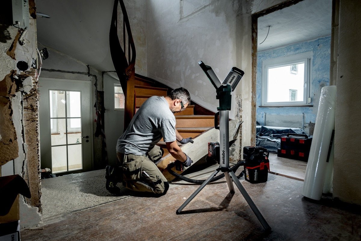 Metabo BSA 18 LED 5000 DUO - S 18V Compact LED Tower Site Light 2500 - 5000 Lumen - Tool Only - AIMS Industrial Supplies