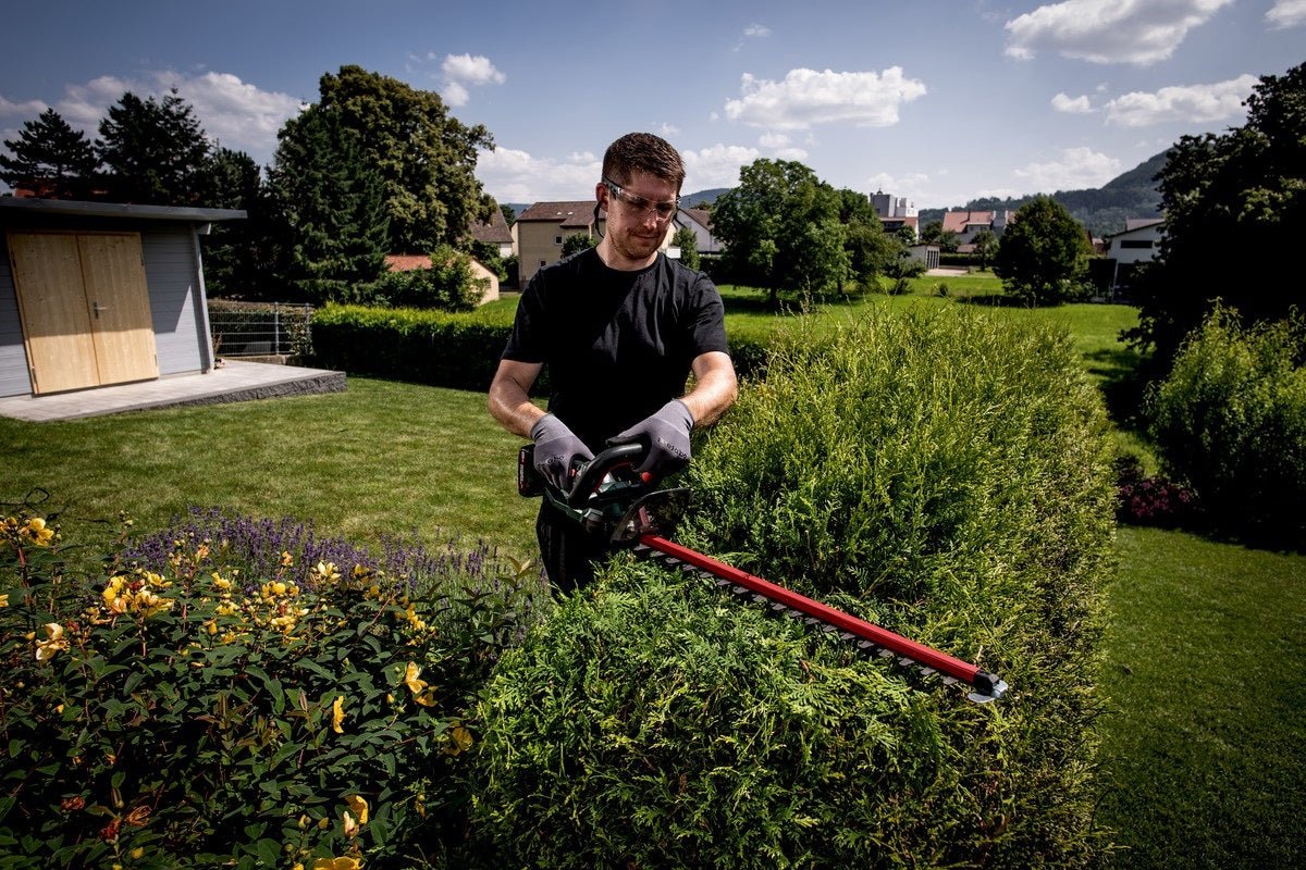 Metabo Cordless Hedge Trimmer With Fast Brake - AIMS Industrial Supplies