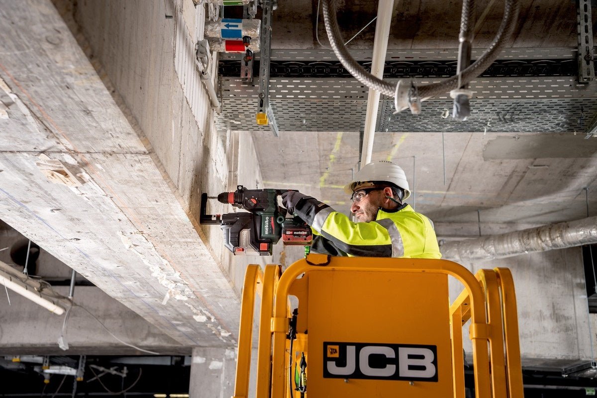 Metabo KH 18 LTX BL 28 Q 18V Cordless Rotary Hammer Drill 3 Mode With Quick Chuck (Tool Only) - AIMS Industrial Supplies