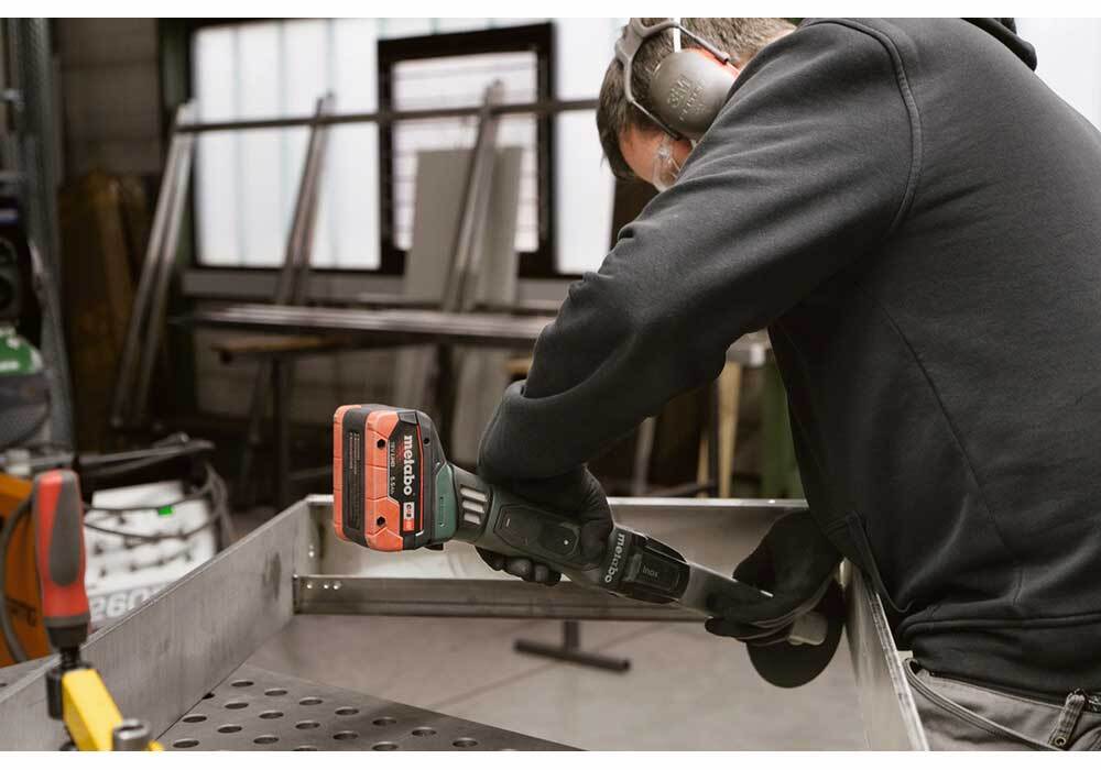 Metabo KNS 18 LTX 150 Cordless Fillet Weld Grinder, 18V (Tool Only)5