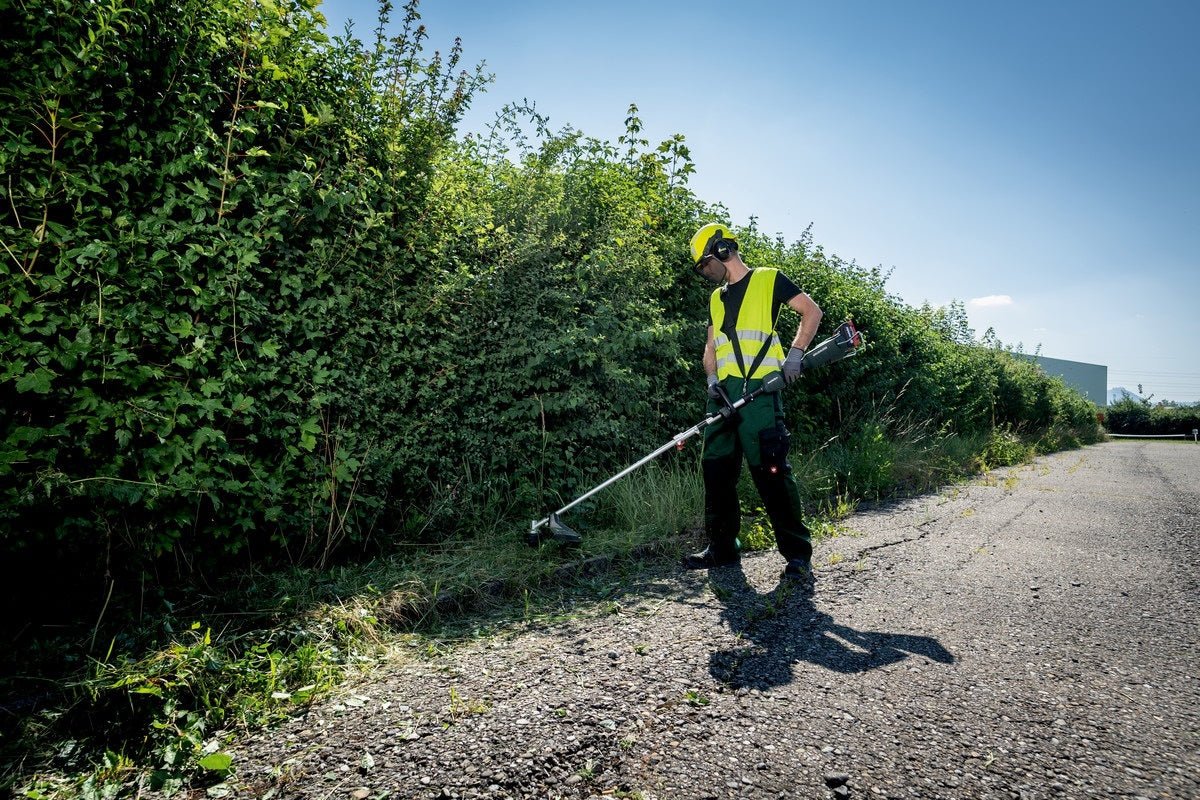 Metabo MA - FS 40 Brush Cutter 400mm Multi - Function Powerhead Attachment - AIMS Industrial Supplies