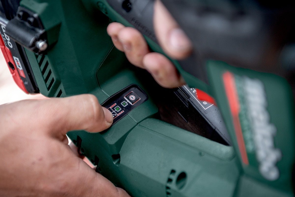 Metabo NFR 18 LTX 90 BL 18V Brushless Framing Nailer 50 - 90mm - Tool Only - AIMS Industrial Supplies
