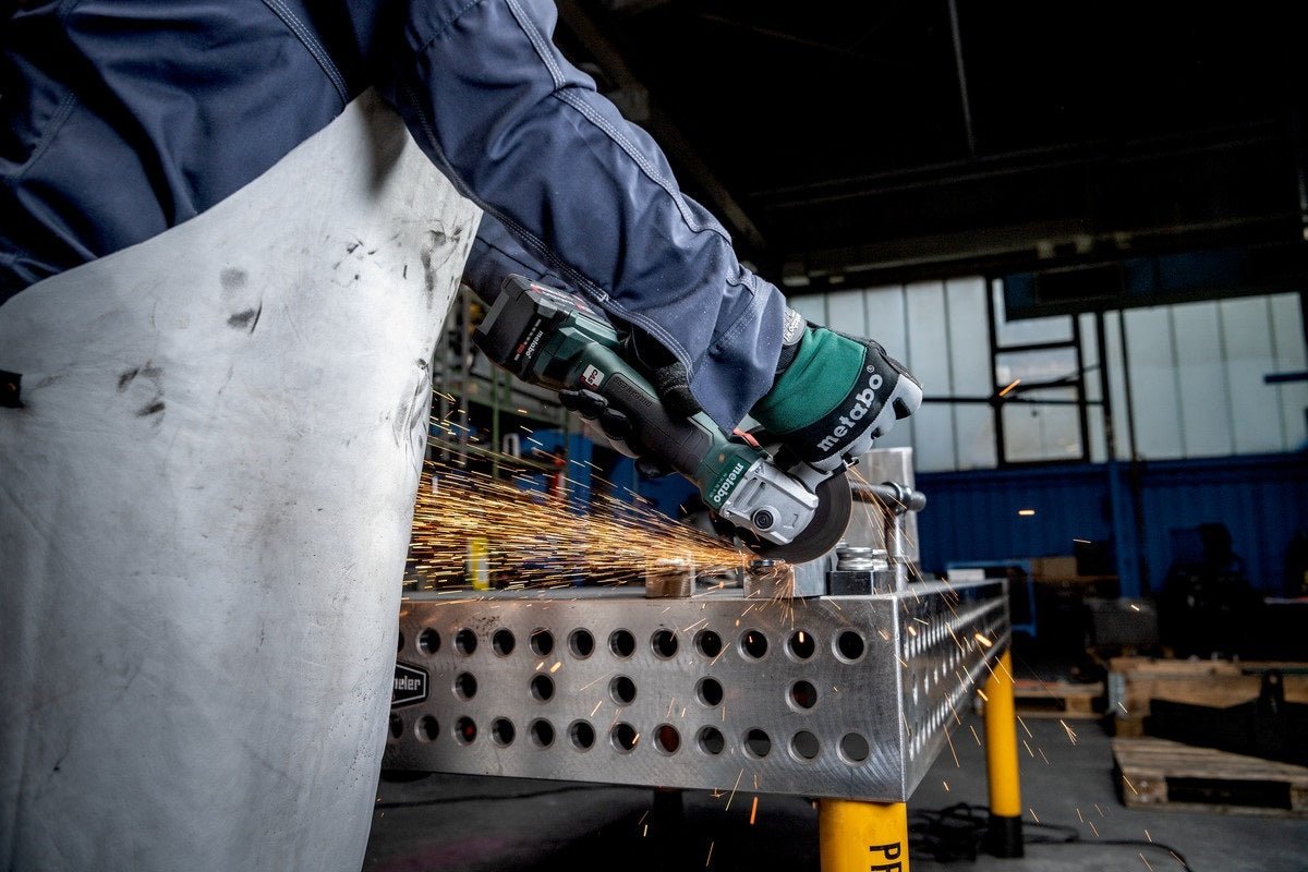 Metabo W 18 L BL 9 - 125 18V Brushless 125mm Angle Grinder - Tool Only - AIMS Industrial Supplies