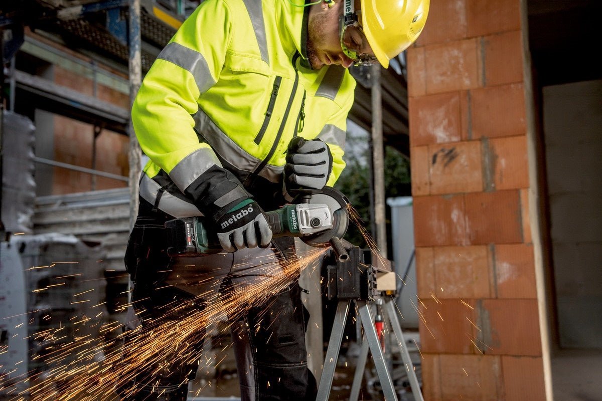 Metabo W 18 L BL 9 - 125 18V Brushless 125mm Angle Grinder - Tool Only - AIMS Industrial Supplies
