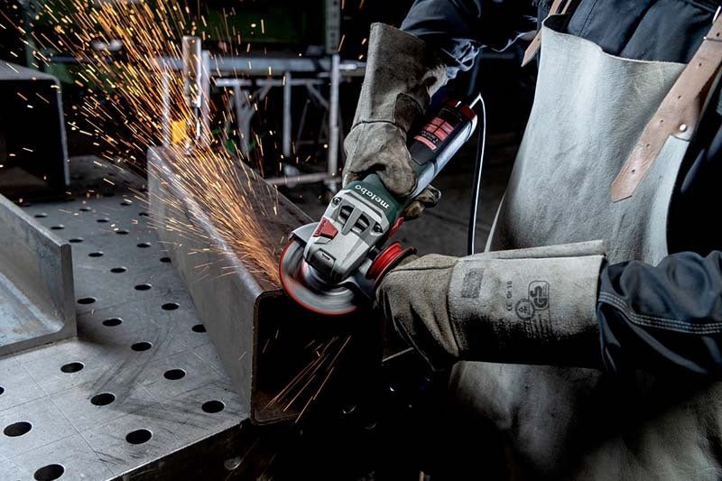 Metabo WEV 19 - 125 Q M - Brush Angle Grinder - 613108000 - AIMS Industrial Supplies