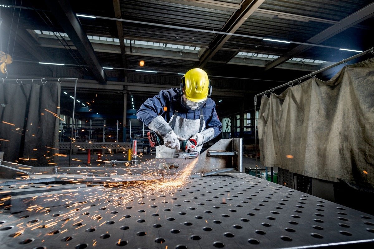 Metabo WVB 18 LT BL 15 - 125 Quick 18V Brushless 125mm Angle Grinder W/ Variable Speed 1500W - AIMS Industrial Supplies