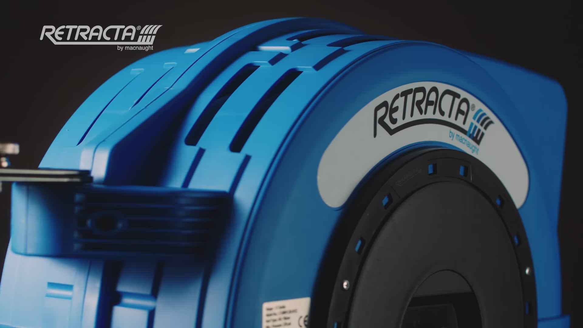 Load video: Macnaught Rectracta c1 Series