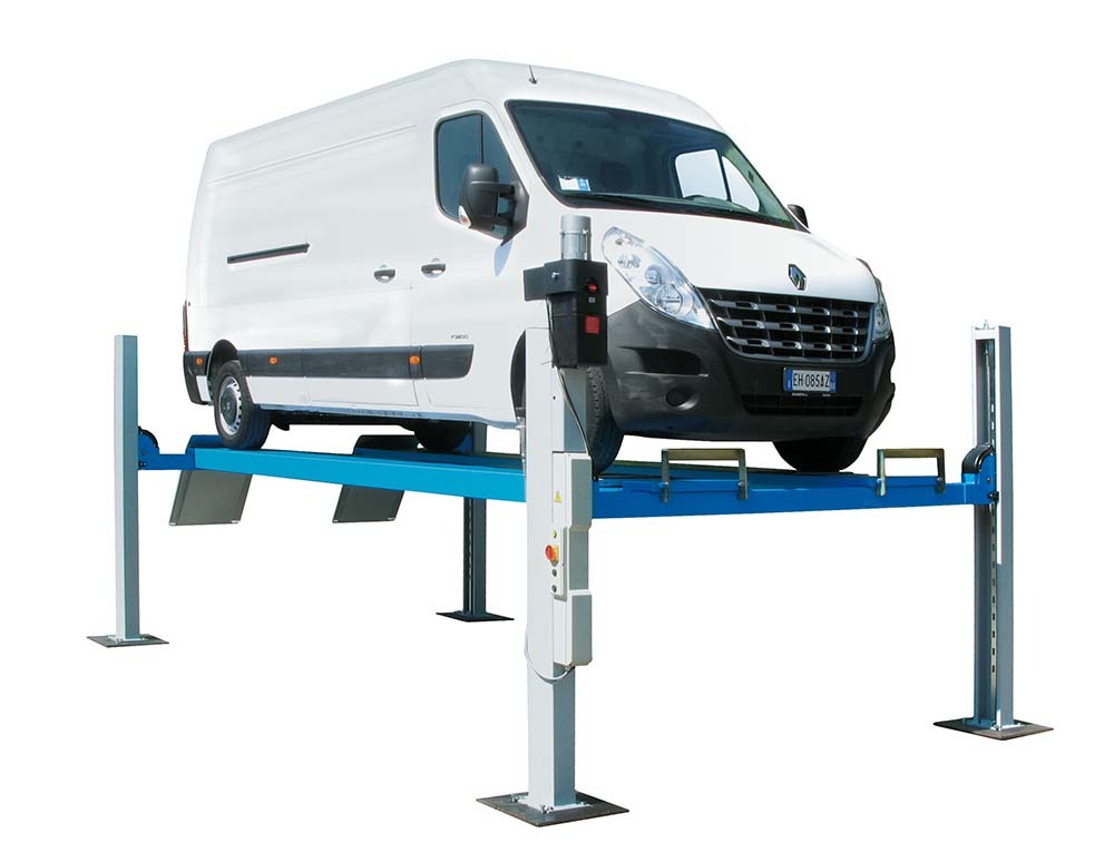 Ravaglioli 4-Post 6.5T Commercial Vehicle Hoist W/ Flat Platform1