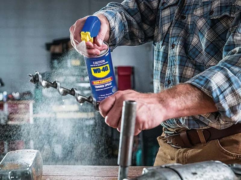 WD - 40 Multi - Use Product Non - Aerosol Trigger Spray 330ml (62101 / 61184) - AIMS Industrial Supplies