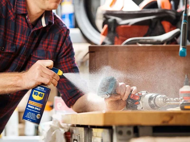 WD - 40 Multi - Use Product Non - Aerosol Trigger Spray 330ml (62101 / 61184) - AIMS Industrial Supplies