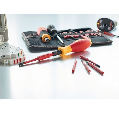 Wiha Screwdriver Slimtorque 1.0 - 5.0Nm Starter Kit - 36791(2872T18) - AIMS Industrial Supplies