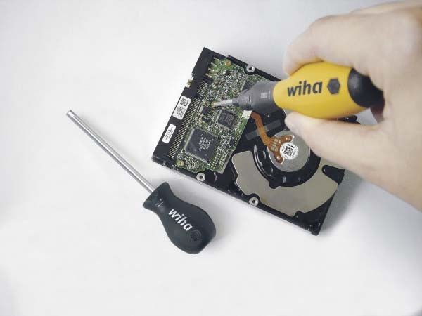 Wiha Screwdriver Variable Torque ESD 0.8 - 5.0Nm - AIMS Industrial Supplies