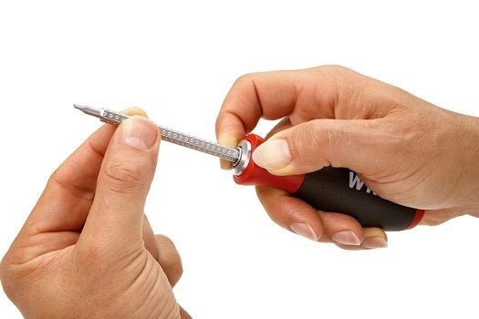 Wiha System 6 Reversible Screwdriver Handle & 5 Blades Set - 27715 - AIMS Industrial Supplies