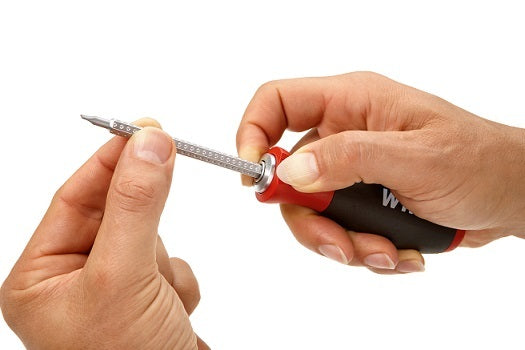 Wiha System 6 Reversible Screwdriver Handle & 5 Blades Set - 277152